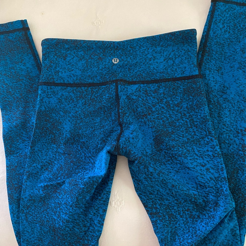 Fun Lululemon Patterned Leggings! - image 2